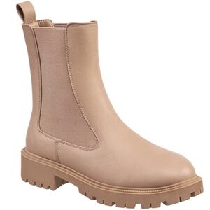 French Connection Reyeh Lug Sole Boots (Chelsea Boots) in Taupe